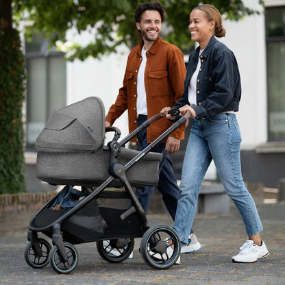 Maxi-Cosi Zelia S Trio stroller 3 in 1 set, 0-4 years, up to 22 kg, foldable, compact, adjustable baby stroller, with CabrioFix S i-Size car seat, accessories, diaper bag, gray