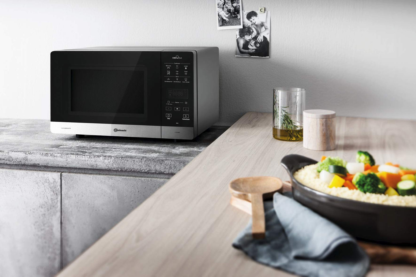 Bauknecht MW 49 SL Freestanding Microwave Oven/ Microwave 800 Watts/ Quartz Grill 900 Watts/ Convection 1700 Watts/ Steam function including steam cooking container