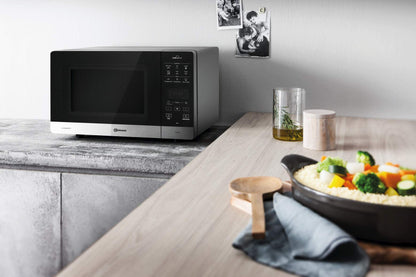 Bauknecht MW 49 SL Freestanding Microwave Oven/ Microwave 800 Watts/ Quartz Grill 900 Watts/ Convection 1700 Watts/ Steam function including steam cooking container