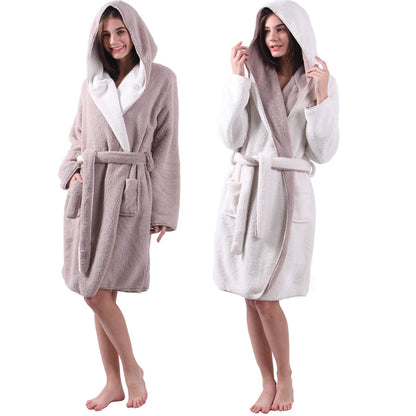 HOMELEVEL Sherpa Reversible Bathrobe in Sheepskin Look for men and women with hood, morning gown, housecoat