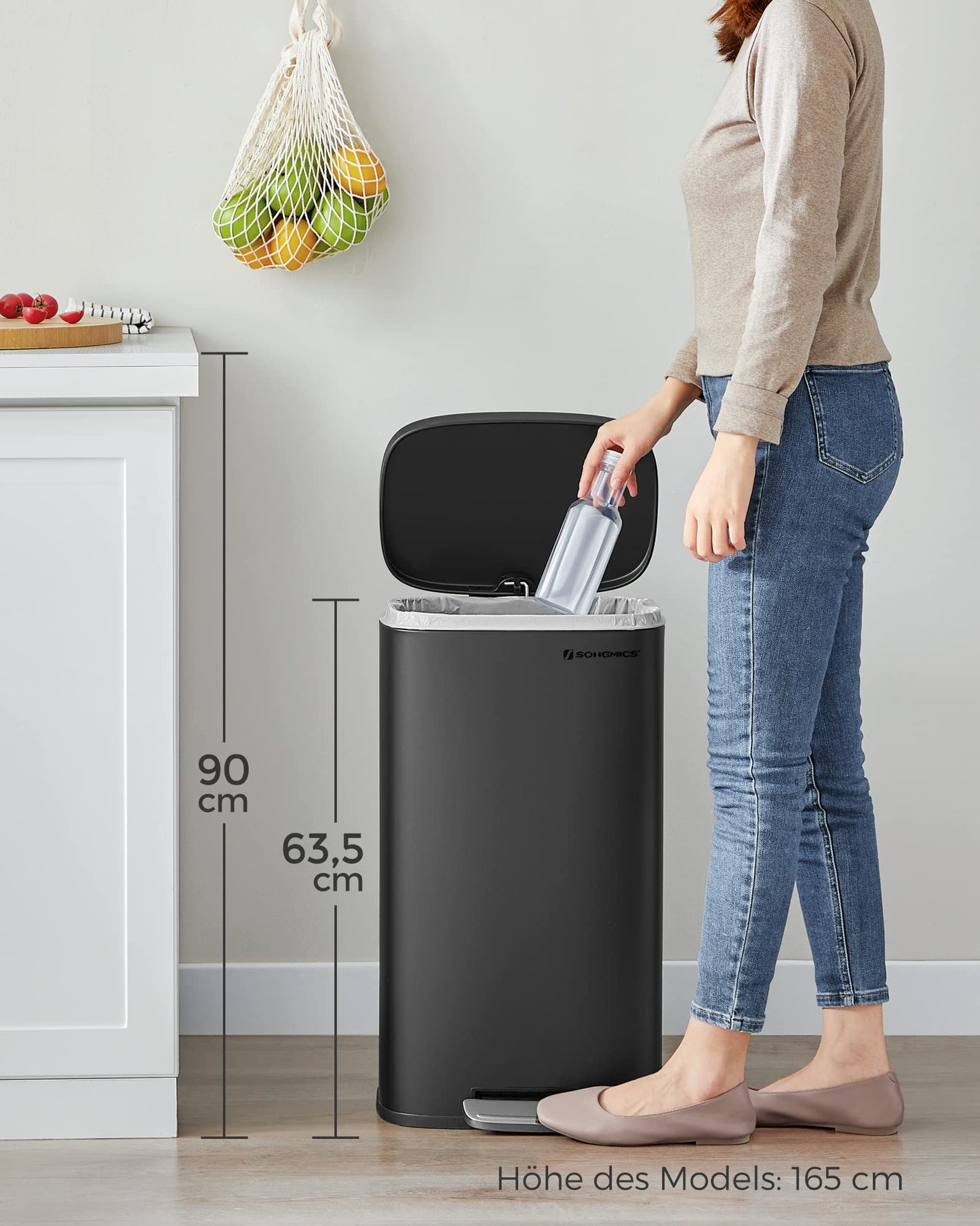 SONGMICS Kitchen Trash Can, 30 Liter, Garbage Bin, Step Trash Can, Kitchen Trash Can with Soft Close Lid and Inner Bin, Pedal Bin, Steel, black LTB03BK