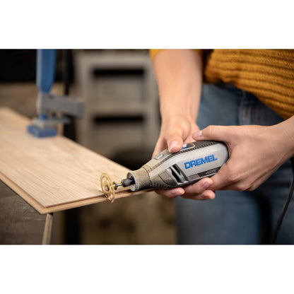 Dremel SC544 SpeedClic Wood Cutting Disc, Ø 38 mm, cutting disc for multi-tool for cutting wood and laminate.