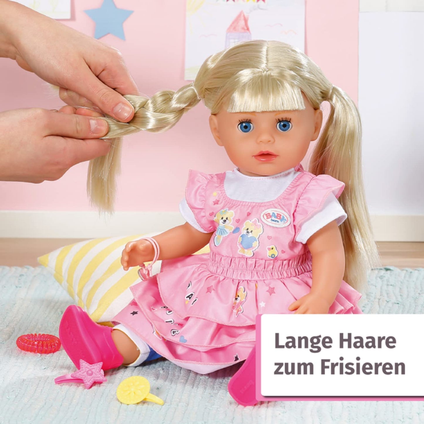 BABY born Kindergarten Little Sister doll with hair and functions, no batteries required. Includes accessories. Suitable for children aged 3 and up. 36 cm tall. Zapf Creation product number 828533.