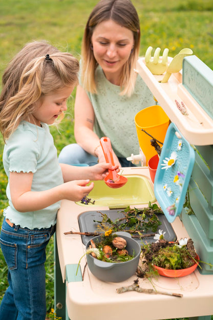 Smoby Life - Mud Kitchen for Kids - Outdoor play kitchen with accessories - 90% recycled materials, UV resistant - Ages 3+