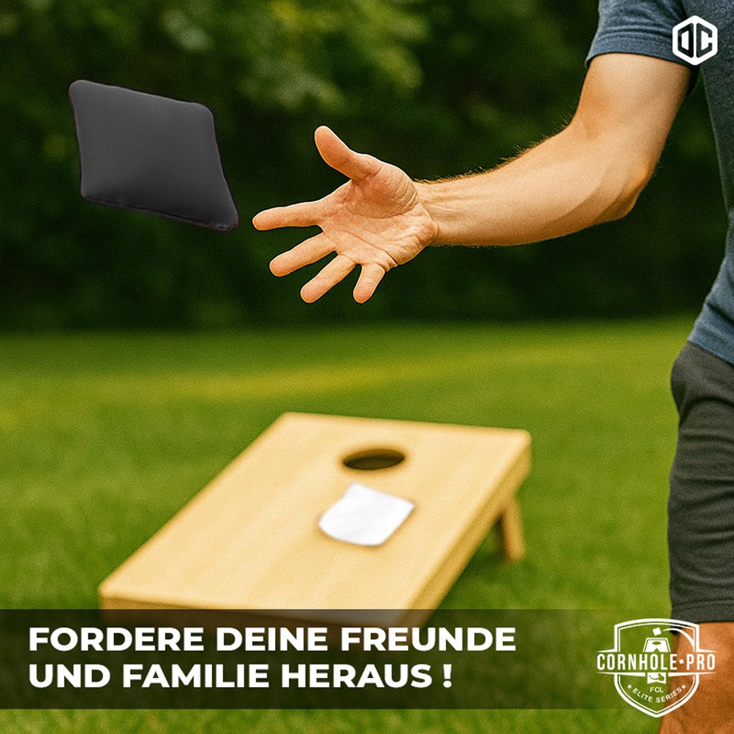 Official Cornhole Bags | 4 black and 4 white bags | Official sizes | Premium quality | 100% cotton | Waterproof | American game | outdoor fun | friends & family | OriginalCup®