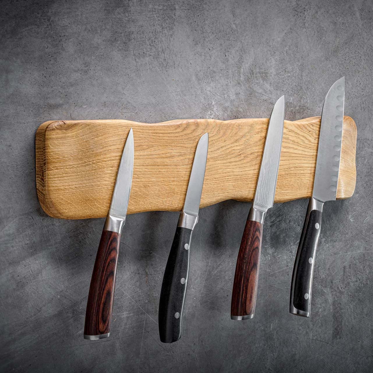 wood4home® Magnetic Knife Strip in light oak wood "La Madera" | Magnetic knife holder for the kitchen | 42 cm x 2.5 cm x 9 cm (WxHxL) | Holds 4 kitchen knives.