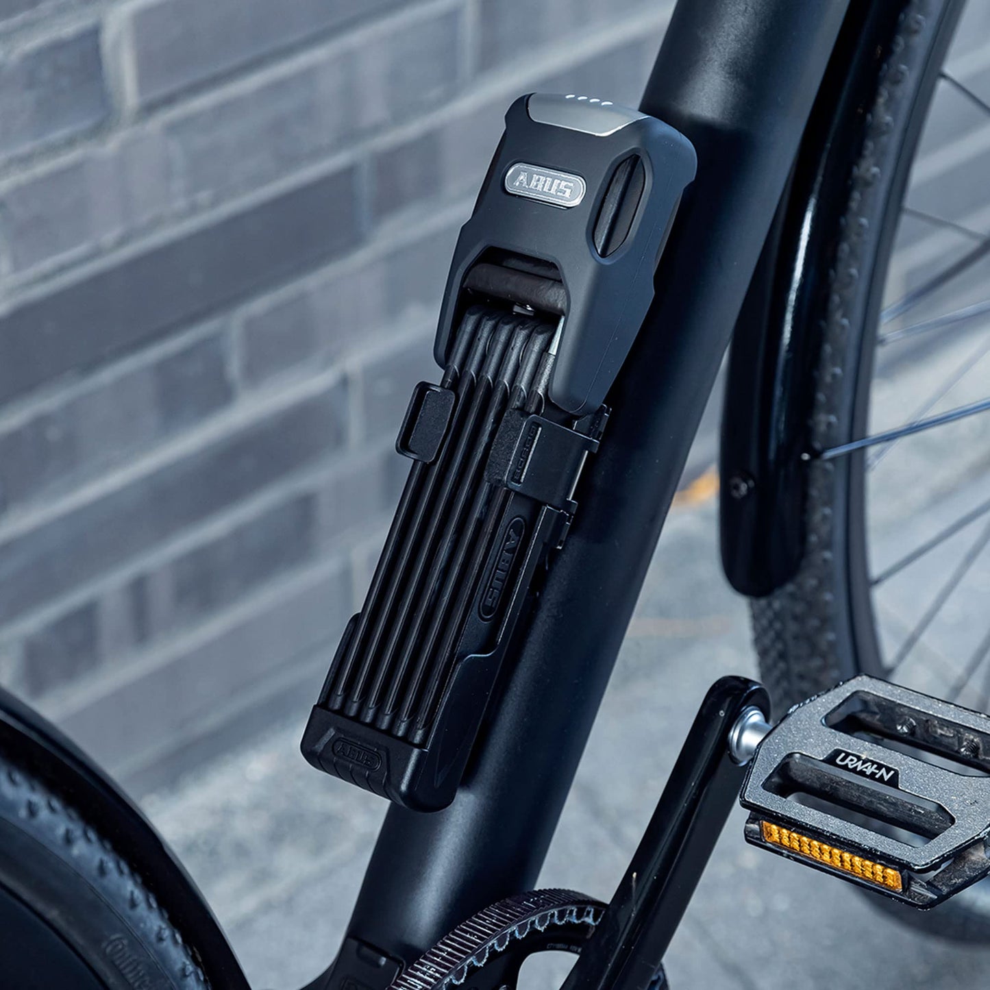 ABUS folding lock Bordo Alarm 6000KA SH with holder - bicycle lock made of hardened steel - with 100 dB alarm and XPlus cylinder - ABUS security level 10 - 90 cm long - black