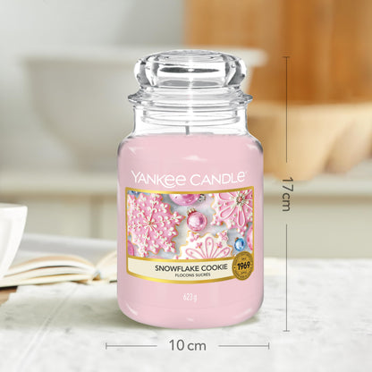 Yankee Candle jar candle (large) | Snowflake Cookie scent | Burns up to 150 hours