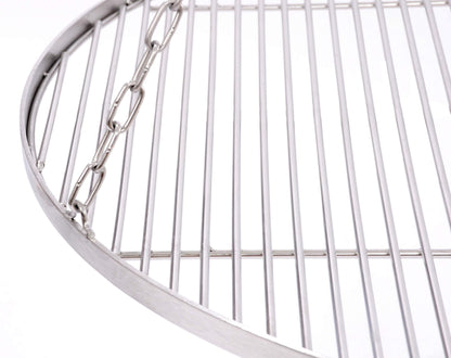 70 cm stainless steel grill grate for tripod swing grill, with chain and 14 mm rod spacing.