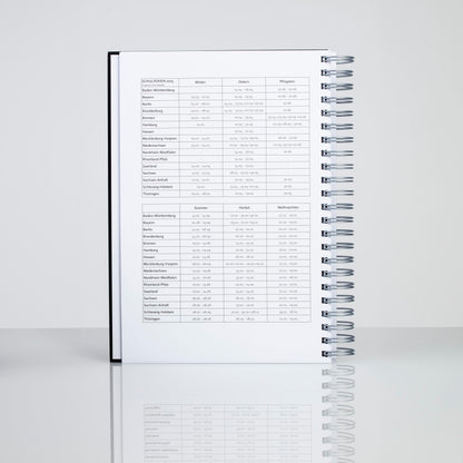 2025 The BIG Thick - A4 Calendar - BLACKBERRY (purple) by edition cumulus - MADE IN GERMANY - ample space for your daily appointments - perfect for office and home