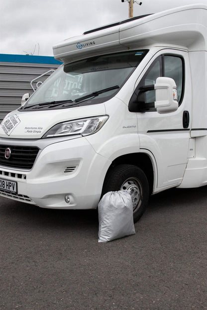 Maypole caravan roof cover suitable for 750 cm to 800 cm length. Made of polyester with a universal fit.