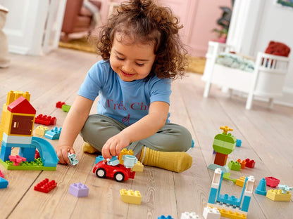 LEGO DUPLO Classic Brick Box - Montessori toy for 1 year olds - Educational toy for toddlers with car, number bricks, animal figures and storage box - Gift for girls and boys 10914
