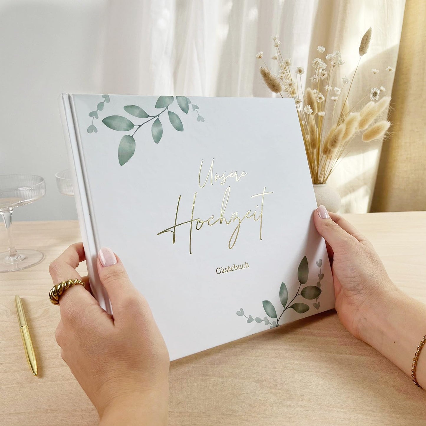 mintkind® Guestbook Wedding for Writing Greenery incl. 4 sticker sheets | 84 pages for creative design | Wedding gifts for the bridal couple as wedding decor | Golden Wedding Silver Wedding