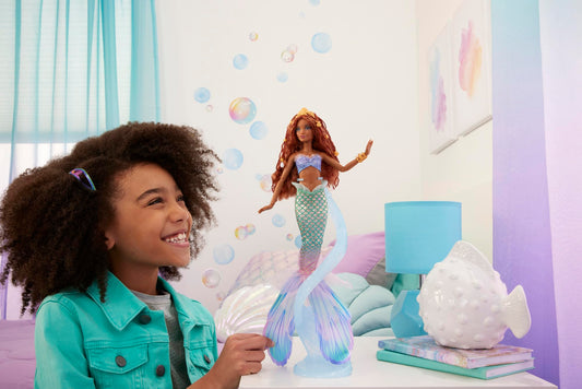 Mattel Disney Ariel, The Little Mermaid - Deluxe Mermaid Doll with Hair Beads and Doll Stand for imaginative play and display, for kids ages 3 and up, HNF42