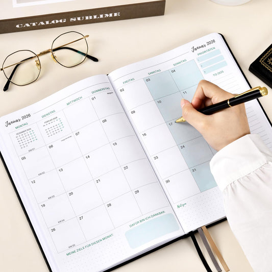 Teacher planner 2025 2026, teacher planner 2025 2026 a5 from August 2025 to July 2026, school planner 2025 2026 for teachers, 17.5x25 cm, hardcover teacher planner, slip pocket, black.