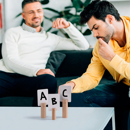 Individual systemic board figures - High-quality made from beech wood - Systemic figures for family board - Ideal for coaching placements supervision moderation (with card slot and cards)