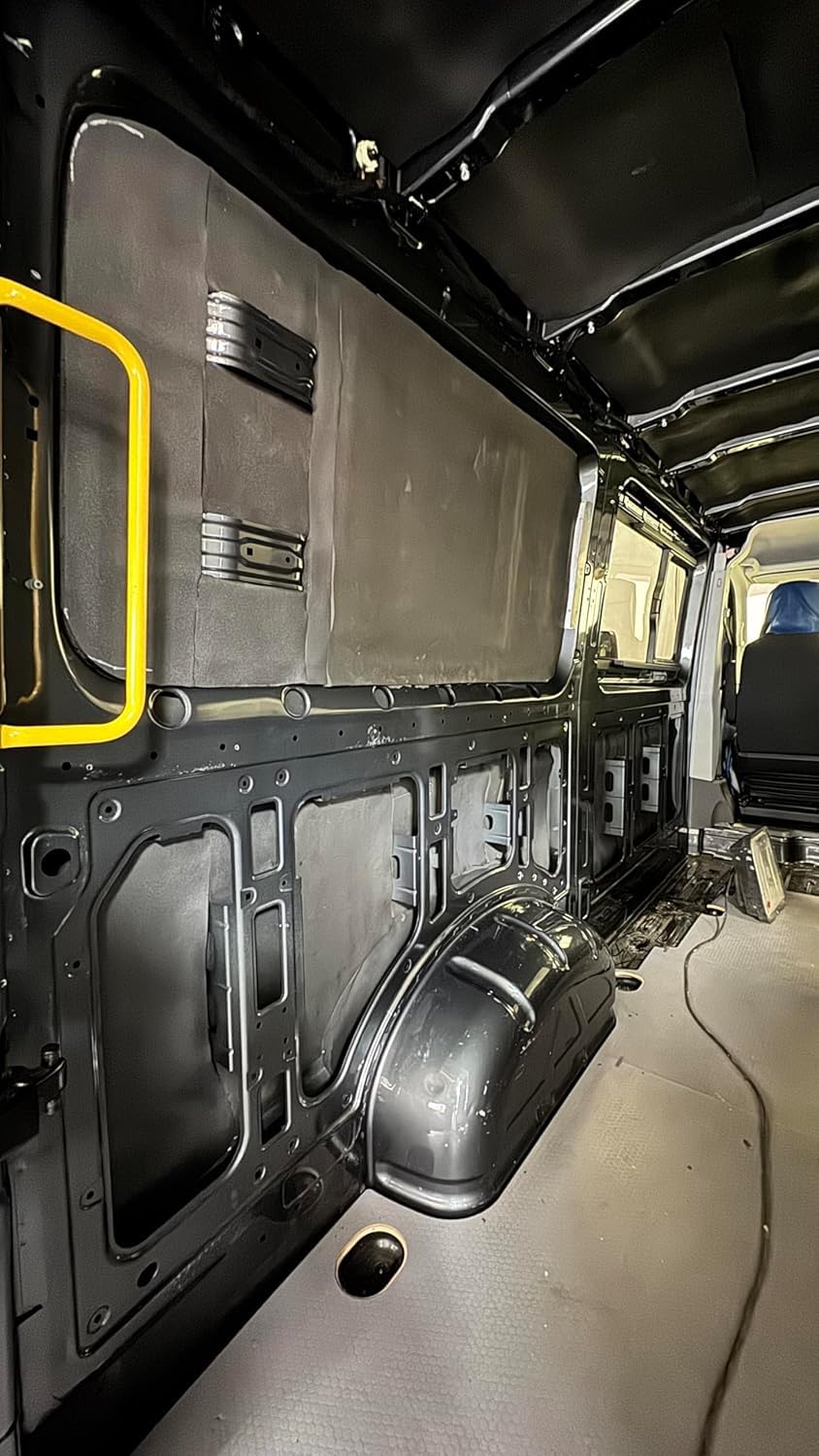 Armaflex original XG rubber sheet self-adhesive (insulation thickness 19 mm 1000 x 6000 mm = 6 m²) + red gloves CAT2 + SCORPROTECT® keychain.