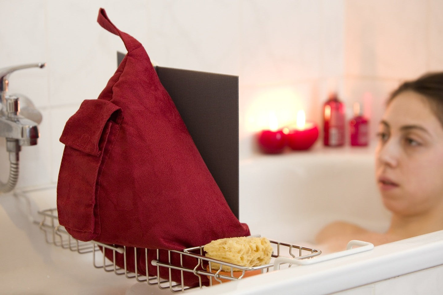 Book Seat 9346017000031 Reading sack/book support/book pillow/tablet holder/travel pillow with pocket, pink