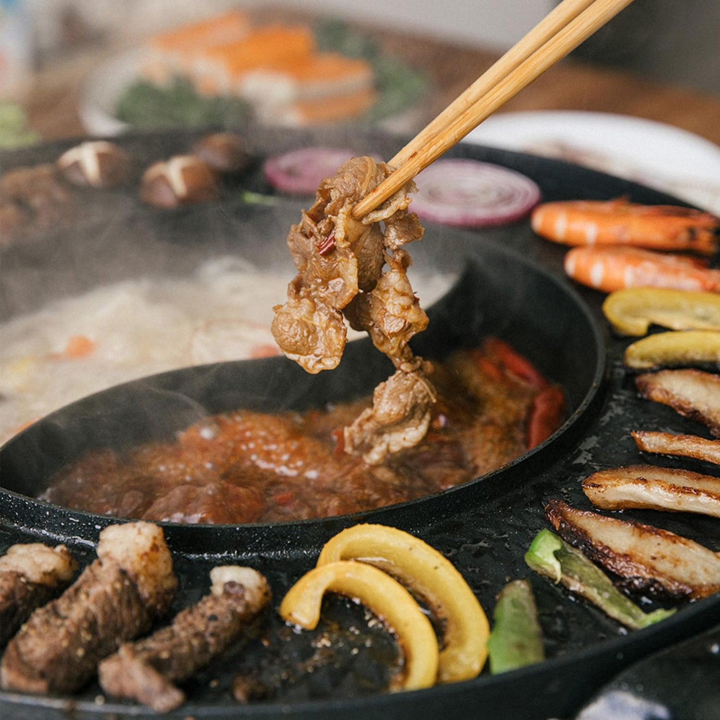 Food Party Hot Pot and Tabletop Electric Grill 220V 2200W 2 in 1 Electric Hot Pot Indoor Korean BBQ Grill Thai Barbecue Fondue Raclette XXL for 8 People