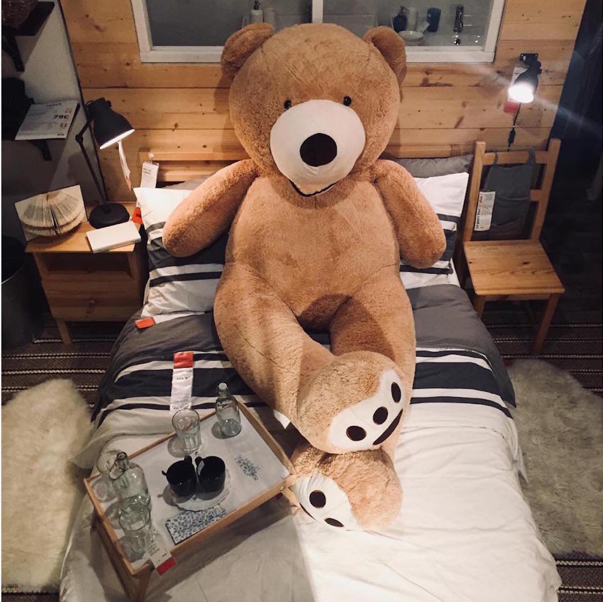 Bananair Giant Teddy Bear XXL, 100 to 340 cm - Cuddly and Fluffy, Insured Hugs - XXL Plush Toy, Birthdays, Room Decoration (Beige, 200 cm)