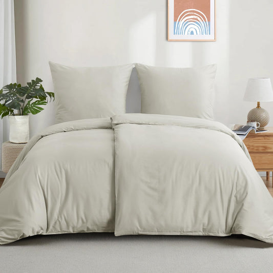 Aisbo bedding set 135x200 made of cotton, includes 4 pieces - 2 beige duvet covers and 2 pillowcases 80x80 cm. Cotton bedding set with zipper, Oeko-TEX certified.