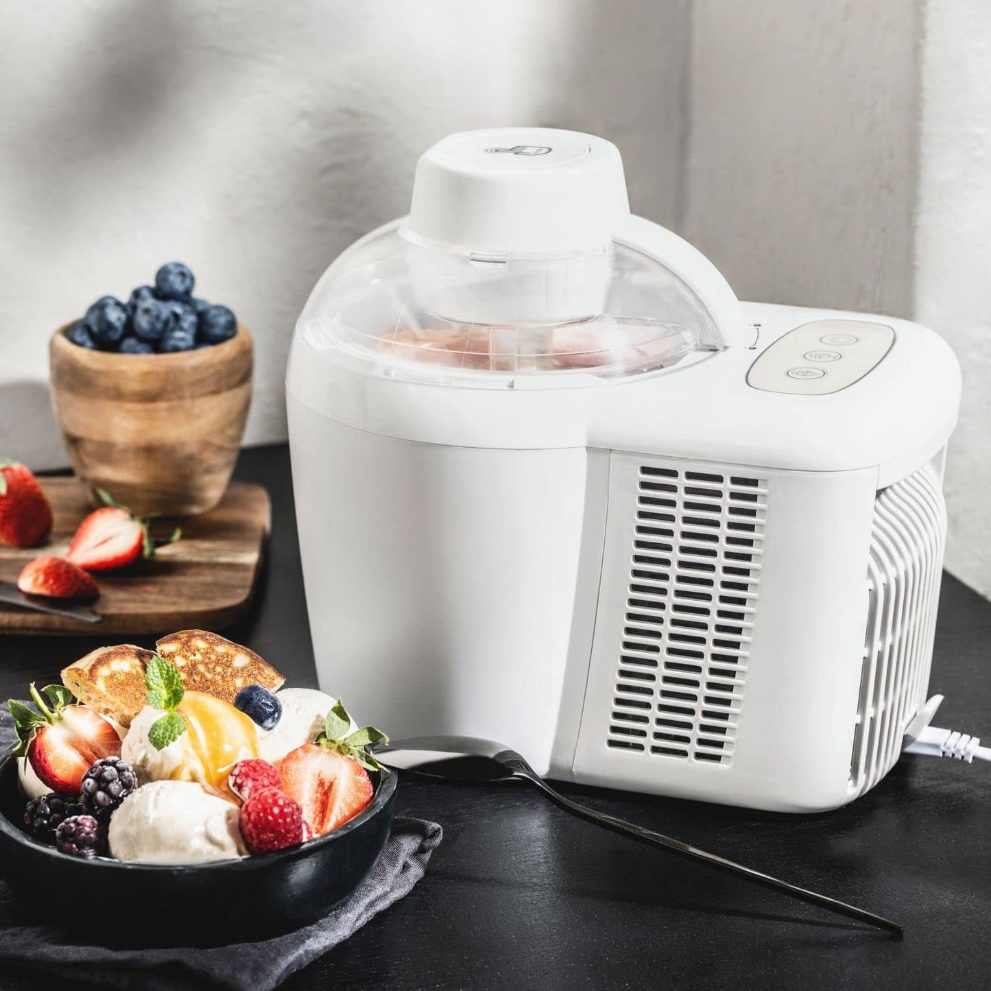 Ambiano Self-Cooling Ice Cream Machine - 700 ml thermoelectric cooling system Ice Cream Maker