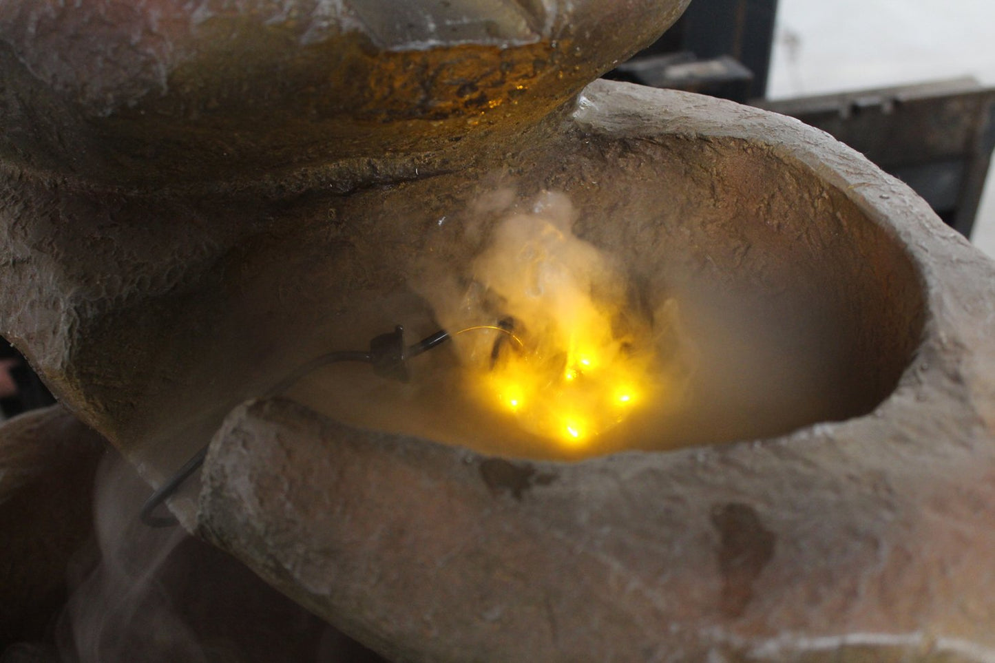 Arnusa mist maker with color-changing mode for IN & Outdoor use. Ideal for room fountains, water features, and fountain lighting.