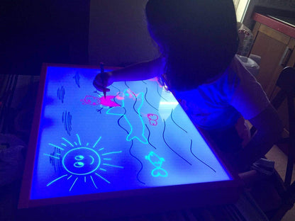 R-CRE@ - Montessori Light Table RGB 64x48x7 cm with activity booklet | LED with remote control | Certified (AIJU + Univ. Murcia) | Sensory learning table | Play & Learn