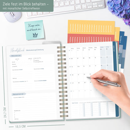 Häfft® Teacher Planner 2025/2026 A5 + Deluxe "Green Canvas" Hardcover Teacher's Planner, academic year planner with spiral binding, school planner - sustainable & eco-friendly.