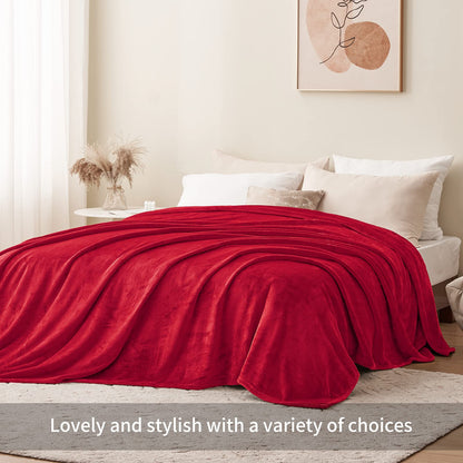 Aisbo cuddly blanket fluffy red throw - fleece blanket 220x240 cm XXL large warm couch throw, cuddly living room blanket soft as sofa throw blanket for winter bed.