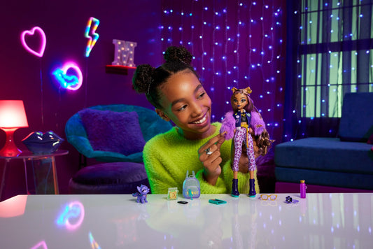 Monster High Clawdeen Wolf doll with pet dog Crescent and accessories like backpack, calendar, snacks, and more, HRP65