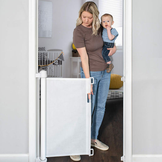 YOOFOR stair gate for baby and pet, 0-140 cm wide, 85 cm tall. Easy one-handed operation, quiet and suitable for stairs, doors, and hallways. Grey color.