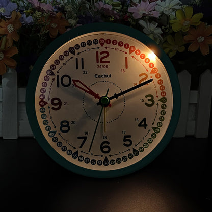 Eachui analog alarm clock for kids without ticking for boys and girls - learning alarm clock with night light, snooze, and battery operated analog quartz alarm clock, easy to set up (green)