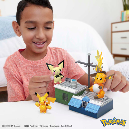 Mega Brands POKÉMON Pikachu - Evolution set with Pichu, Pikachu, and Raichu, featuring themed environment and battle effect elements, for kids 6+. HKT23