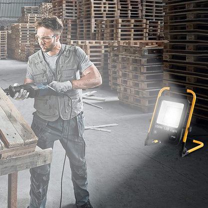 UISEBRT LED construction spotlight 100W cool white including stand and power cord - LED floodlight work light waterproof IP66 for indoor and outdoor use - garage, garden, sports field, construction site