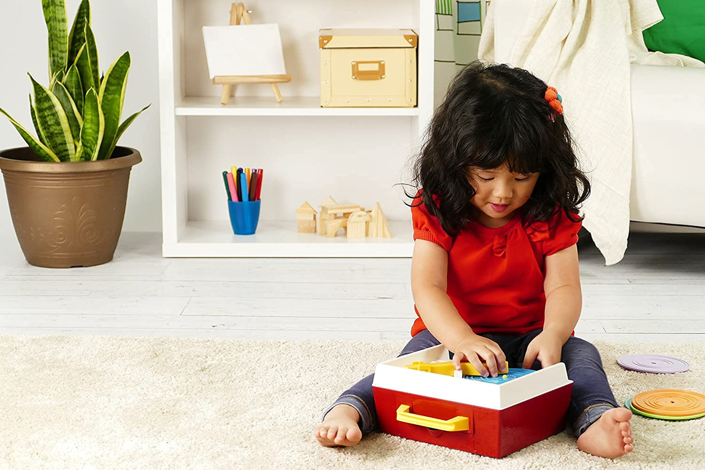 Fisher Price Classics 1697 Musicbox Record Player, baby music toy, interactive learning toy with 10 songs, educational toy, retro toy gift for ages 18 months+