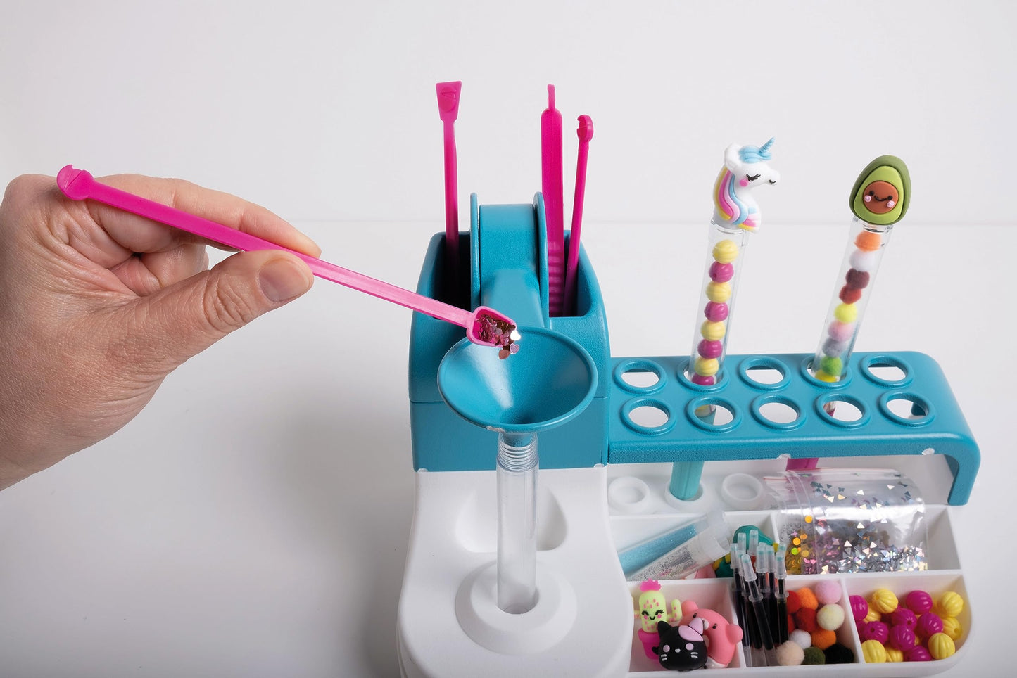 Clementoni My Pen Workshop with over 50 accessories - creative toy, pen craft set, personalized pen, gift set for children 6 years and older, 18779