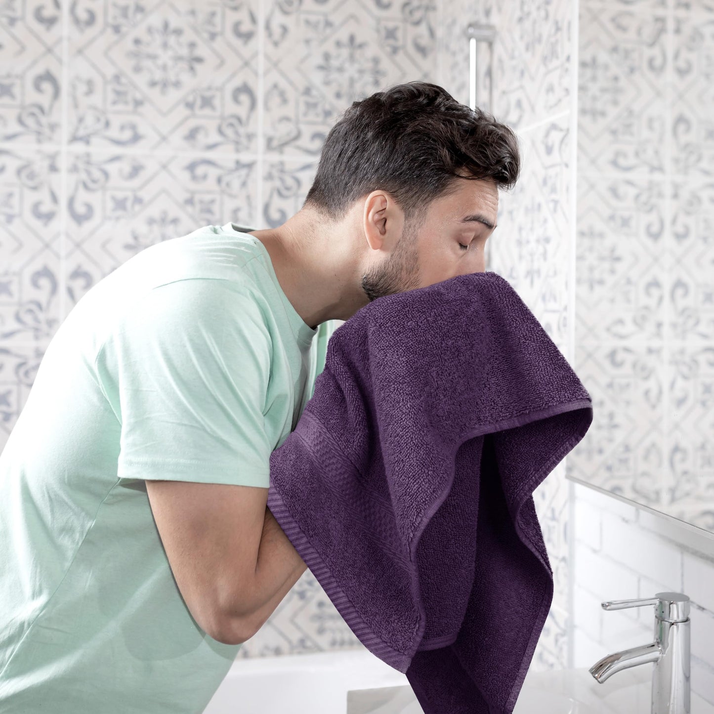 Utopia Towels - 6 pack of Terry hand towels 50x100 cm with hanging loop, medium size towels 100% cotton soft and absorbent towel set (Plum)
