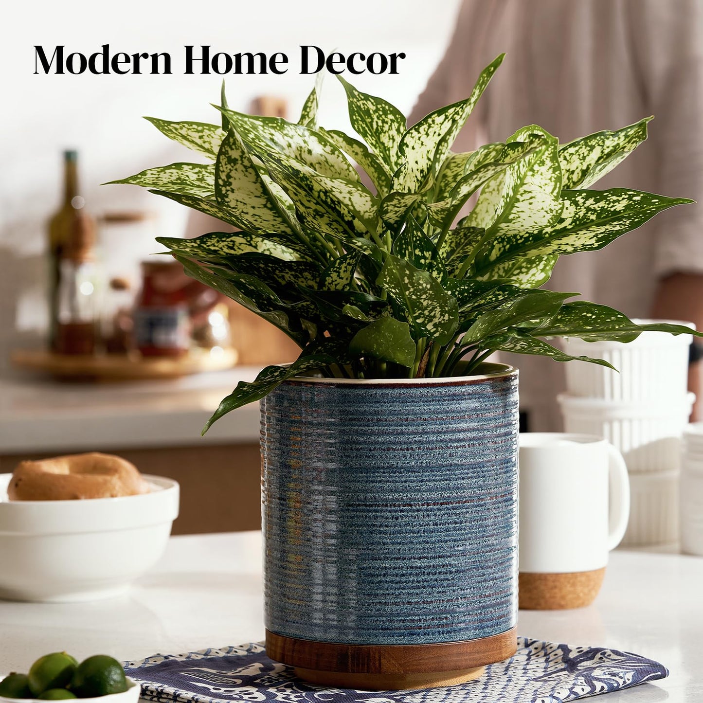 DOWAN Utensil Holder, 360° Rotating Large Kitchen Utensil Holder, Ceramic Utensil Holder for Countertop, Utensil Pot for Kitchen Decoration, Utensil Holder, Reactive Glaze Blue