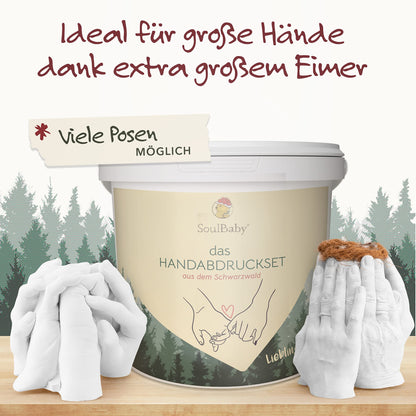 SOULBABY® 3D Handprint Set Family [4 large hands] with gift packaging I Premium Family Casting Set I 100% Black Forest Made I 3D Casting Kit Family with video instructions