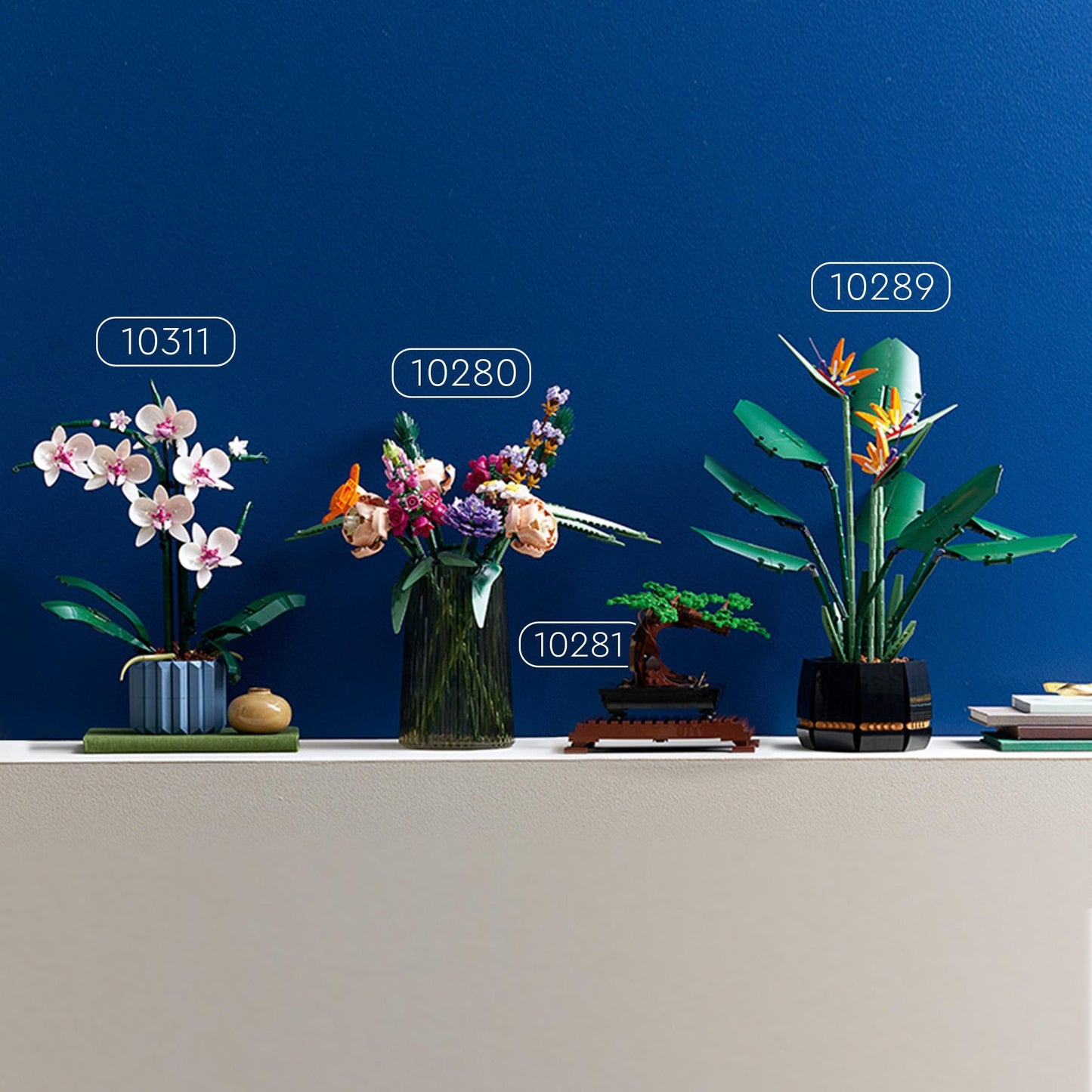 LEGO Botanicals Orchid - Artificial plant set with white and pink flowers - Model building kit for adults - Home and room decor - Botanical collection - Gifts for women and men 10311