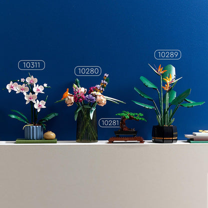 LEGO Botanicals Orchid - Artificial plant set with white and pink flowers - Model building kit for adults - Home and room decor - Botanical collection - Gifts for women and men 10311