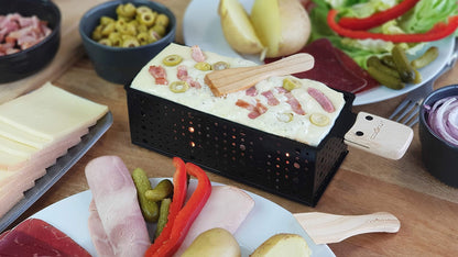 COOKUT - Lumi gift set - Raclette and cheese fondue with candle - Raclette in 3 minutes, prepare fondue in 5 minutes - Raclette night, cheese fondue, picnic - wooden spatula - black
