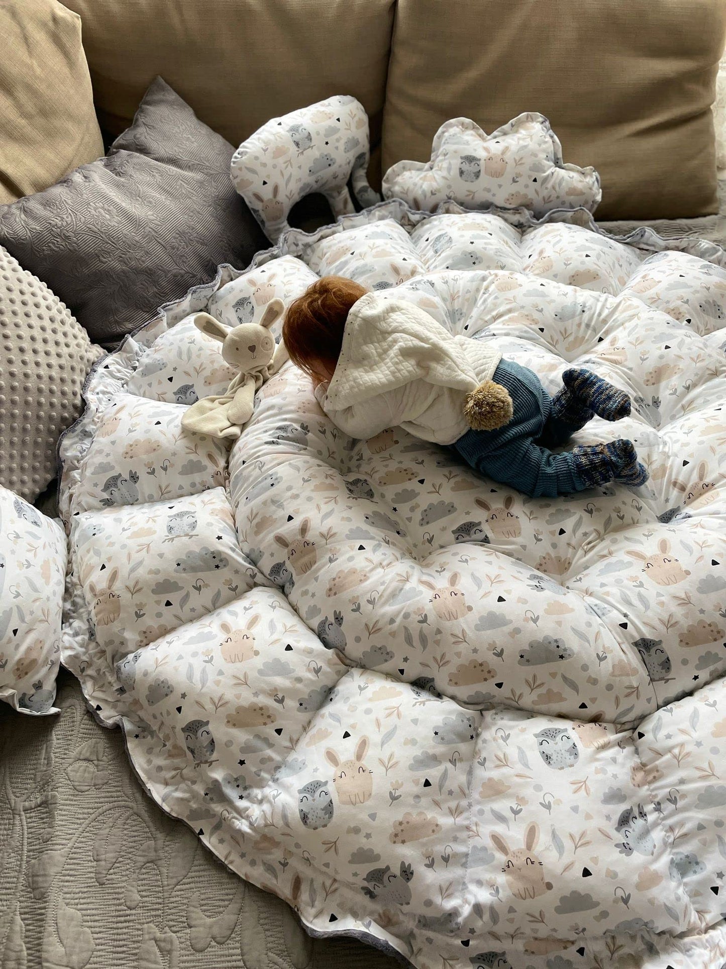 LOOLAY Baby Nest 3in1 XXL - Nest Baby Playmat and Travel Bed 90/155cm - Handmade from Cotton with Ruffles - Perfect for Twins (Beige Bunny/Minky Graphite)