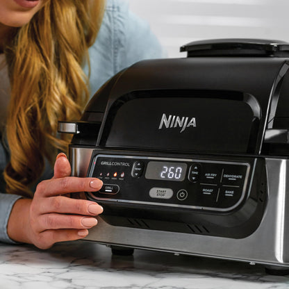 Ninja Foodi Grill & Airfryer, 5.7L air fryer, dishwasher-safe parts, 5-in-1, Black/Silver AG301EU