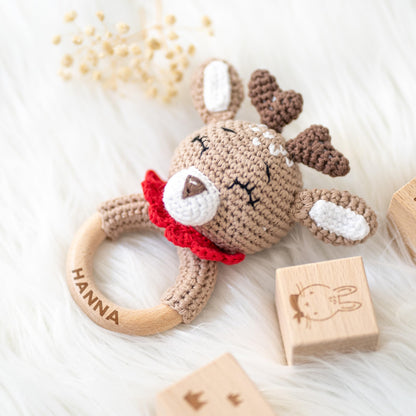 Muckelmeister grasping toy personalized with name - Wooden teething ring baby crocheted animals - Baby rattle - Baby gifts for birth for girls/boys - small gifts for newborns - Reindeer