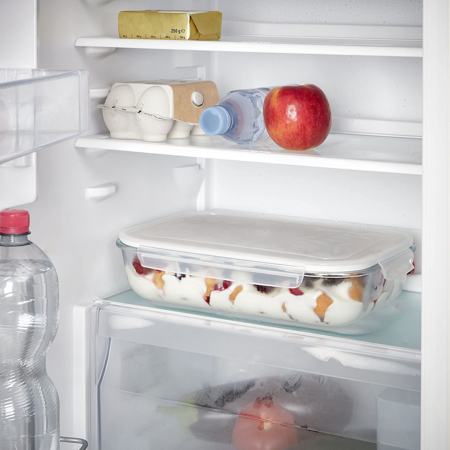 Grizzly XXL glass food storage container, 3600 ml, airtight, rectangular, click closure, versatile containers for oven, microwave, freezer.