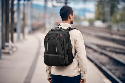 WENGER Carbon Pro Laptop Backpack with tablet compartment, fits up to 17 inch laptops, 33L, unisex, for office, business, and university use, black, 653129