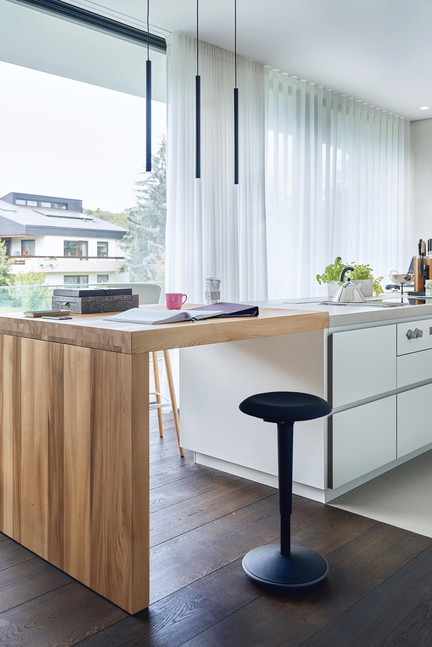 Sedus se:fit, Ergonomic Stool, Standing Stool, Sit-Stand Stool, Standing Aid, Blue, Gray, Plastic, Rubber base, Height adjustable from 53-80 cm