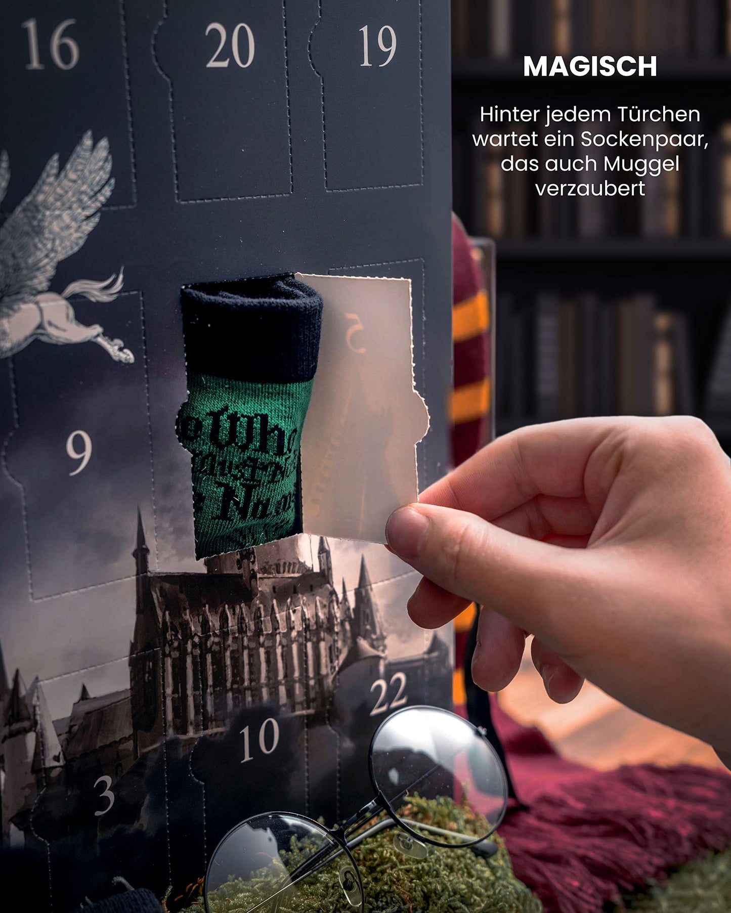 HARRY POTTER ® | Original Advent Calendar | 24 Pairs of Socks for Men | Christmas Calendar with Footies + Long Socks | Size 42-46 | OEKO-TEX ®